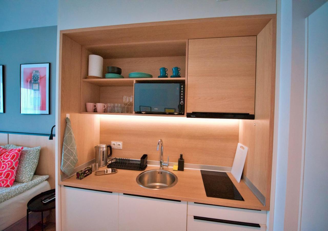 Bk Aparthotel Praga - National Stadium - Comfortable Apartment For 4 People วอร์ซอ ภายนอก รูปภาพ